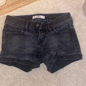 Hollister shorts size 00